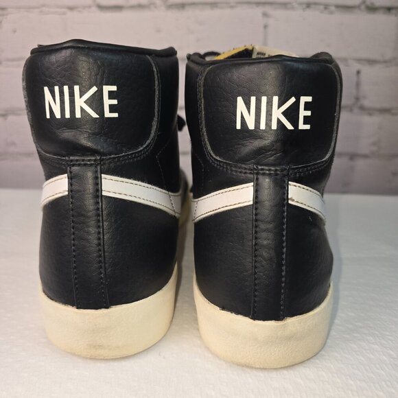 NIKE BLAZER MID 77 SUEDE AND LEATHER BLACK SNEAKERS SIZE 12 MENS - Picture 2 of 9